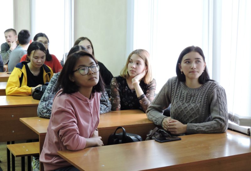 Час куратора «День народного единства» прошел в ГАГУ